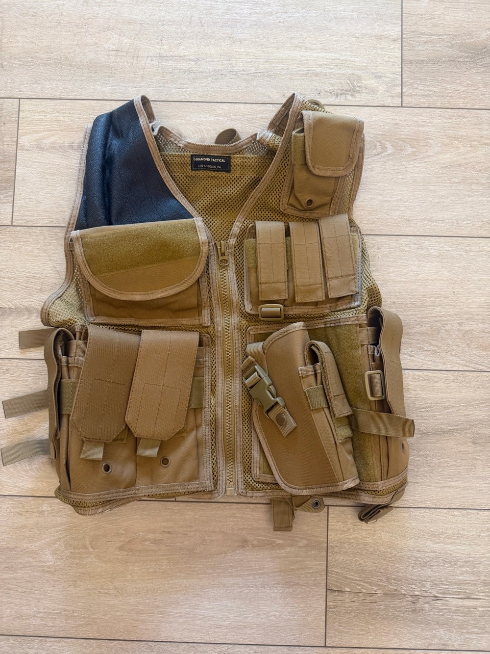 Diamond Tactical Tactical Vest Coyote Tan Airsoft Hunting Military Style Vest